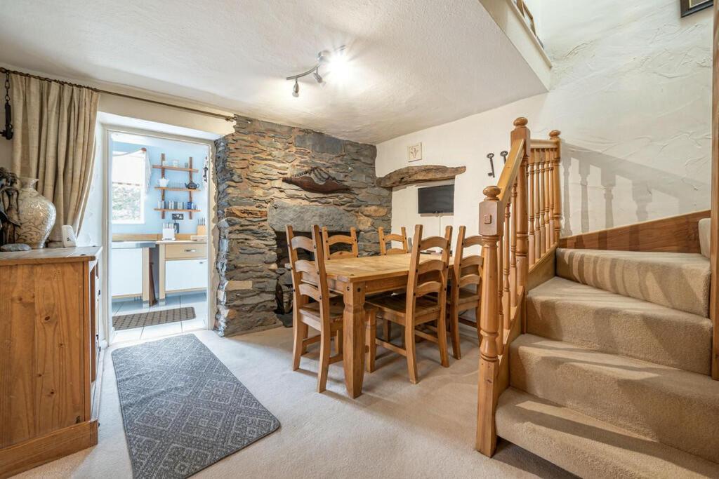 Bens Row Cottage, The Lake District Backbarrow Eksteriør bilde